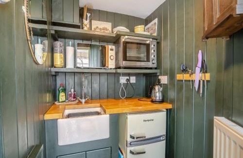 Kimbolton House | Uk44006 - Secret Cottage
