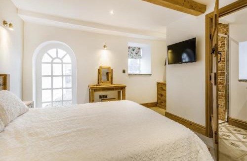Llanfor House | Uk45796 - Ty Canol