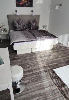 Eutritzsch Apartment | Ulmen Krone