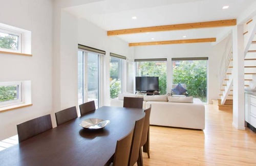 Hirafu House | Ultimate 3 Bedroom Vacation Chalet close to Ski Resort, Niseko Chalet 1012