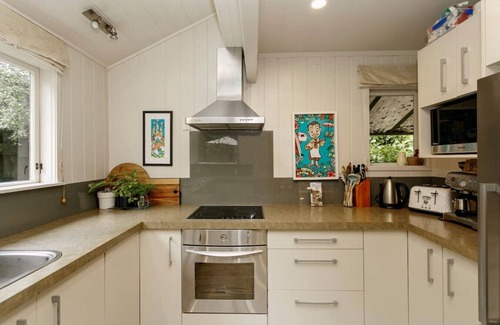 Taupo House | Ultimate 5-Star Getaway - Perfect for Any Season