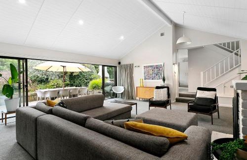 Taupo House | Ultimate 5-Star Getaway - Perfect for Any Season