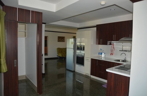 Na Chom Thian Condo | Ultimate Beachfront Condo, Fitness , tennis Courts, Billiard,