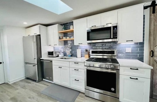 Asbury Park House | Ultimate Coastal Cottage! New Private 2 BR Escape!