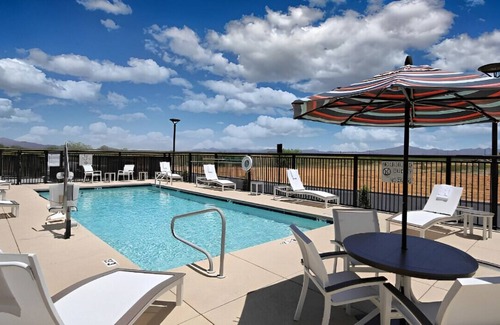 Tucson House | Ultimate Cozy Retreat Awaits! W/ Breakfast!