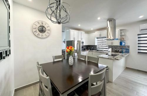 Centro House | Ultimate Downtown Home Has it all