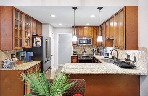 Wetmore House | Ultimate Getaway | Game Room BBQ Fire Pit Office
