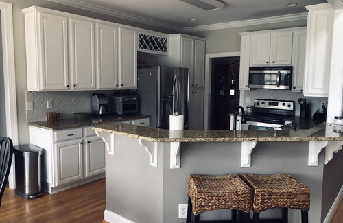 Bowling Green House | Ultimate Lakeside Retreat - Pool, Hot Tub, Private Dock, Outdoor Fireplace,