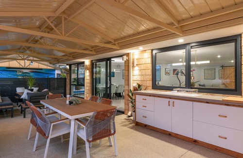 Kinross House | ultimate luxury, heated pool, cinema room plus more