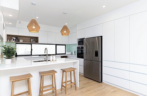 Geographe House | Ultimate luxury on the canal