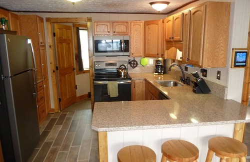 Snowshoe House | Ultimate Snowshoe Ski-in /Ski Out Home
