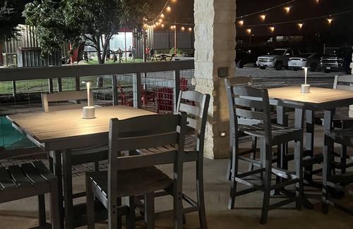 Katy House | Ultimate Upscale Sports Retreat Near Houston. n42 Comfortable Beds.