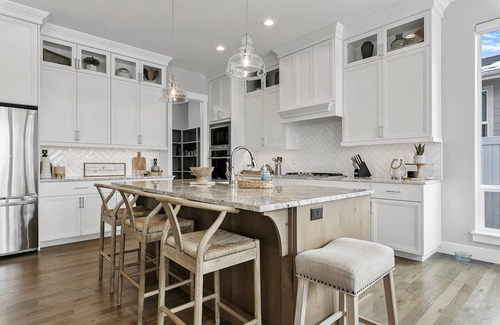Garden City House | Ultimate Vacay Home in Fam Friendly Neighborhood! Spacious Living | Gourmet Kitchen | Community Pool