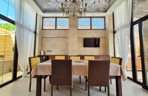 Odessa House | ULTRA Сучасна Вілла з Басейном та Джакузі