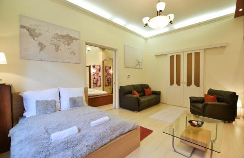 Erzsebetvaros Apartment | Ultra Central Apartment at Synagogue