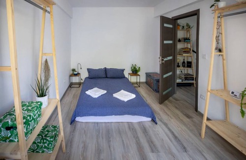 Bacau Apartment | Ultra Central Minimal and Cozy Apartment