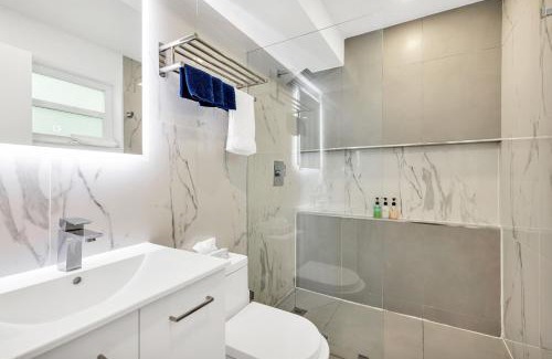 Hollywood Apartment | ULTRA exciting apartment at the Boardwalk