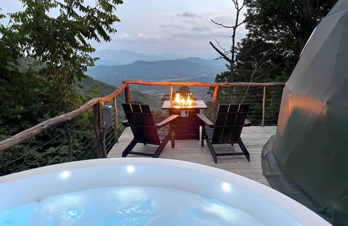 Canton Cabin | Ultra Luxe Dome With Hot Tub and Premium Mountain View