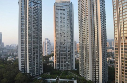 Malad East House | Ultra-luxurious 3BHK entire Apt-Oberoi Garden City