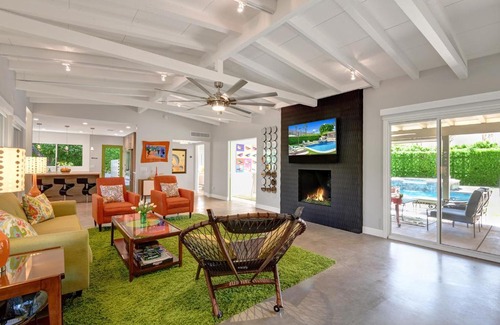 Deep Well Ranch House | Ultra-Luxury- Resort Style Private Compound-Close to Everything- 3BD/2.5BA