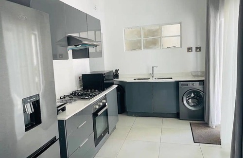 Bulawayo Apartment | Ultra modern 2 bedroomed apartment - 2082