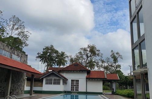 Gampaha Apartment | Ultra Modern Luxury Room Located Surrounded by Lush Green Trees