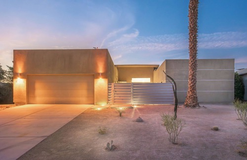 B-Bar-H Ranch House | Ultra-modern desert home w/private pool & spa.12 mins to downtown Palm Springs!