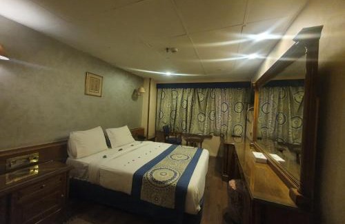 Luxor Boat Rental | Ultra Nile Cruise 5 Star Luxor To Aswan
