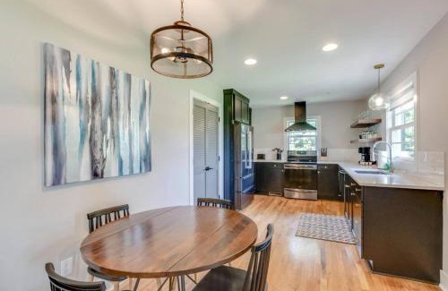 Franklin House | Ultra Relaxing and Fun Historic Franklin Bungalow