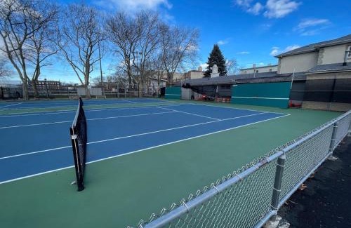 Union City Apartment | Ultra Spacious Penthouse - Apt 2 - 3 Combo -15 Mins from NYC