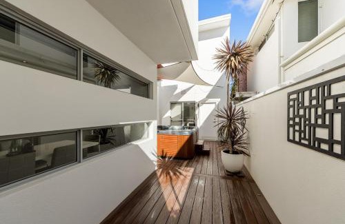 Beaconsfield House | Ultra Stylish Fremantle Area