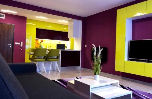 Sofia Apartment | Ultraviolet relax apart