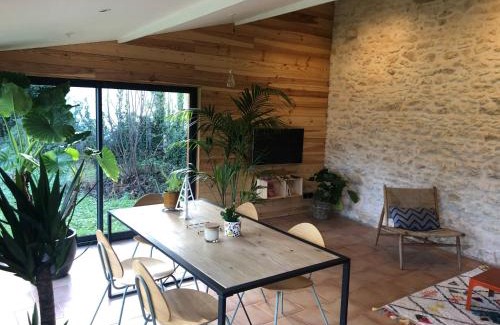 Saint-Laurent-de-Medoc House | Uluwatu - cottage cosy