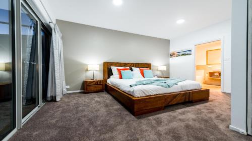 Ulverstone Apartment | Ulverstone River Edge HolidayApartments