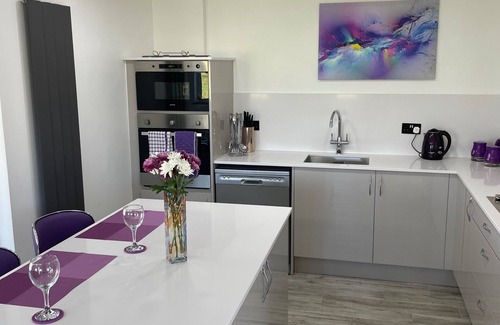 Newland Near Ulverston House | Ulverstons little gem - Sleeps 2 - Free Parking