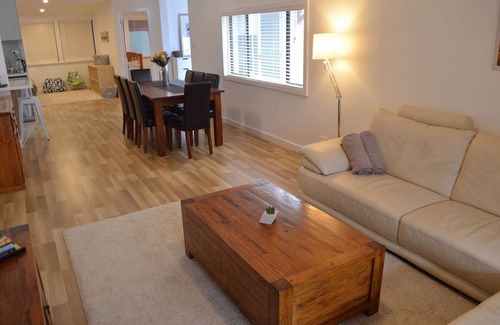 Umina Beach House | Umina Beach House - 6 minutes walk to the beach