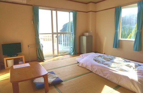 Esumi House | Uminooyado