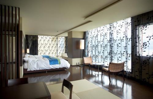 Ooi Hotel | Uminpia