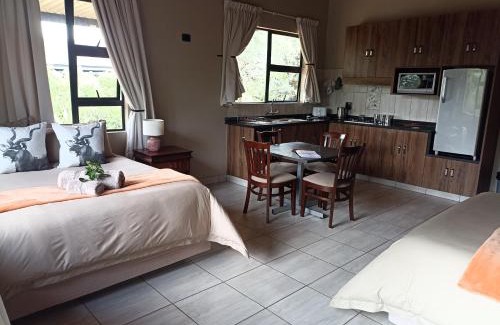 Mkuze Hotel | Umkhaya Lodge