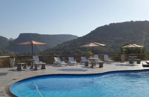 Port Edward Cabin | Umtamvuna View Cabanas