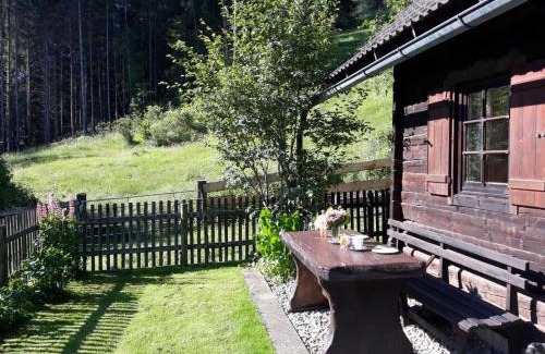 Teufenbach-Katsch House | Umundum Hütte