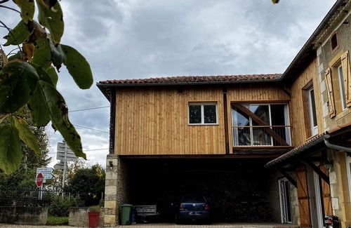Ganties Apartment | Un Ancien Fenil Tranformé en Loft Situé Dans une Ancienne Ferme Commingeoise