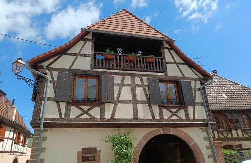 Beblenheim Apartment | Un balcon sur les toits