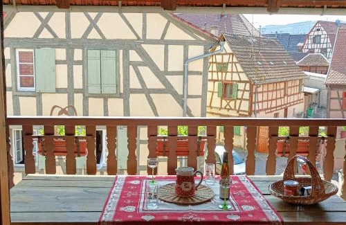 Beblenheim Apartment | Un balcon sur les toits