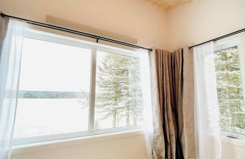 Sainte-Rose-de-Watford Ski Chalet | Un Chalet ou Lac Citq # 301567
