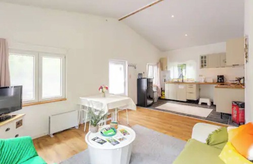 Ave et Auffe Ski Chalet | Un Chalet Loin des Regards et Proche des Attractions Comme les Grottes de Han
