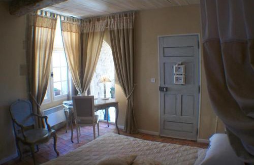 Ansouis Bed & Breakfast | Un Patio en Luberon