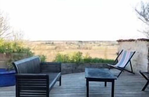 Saint-Simeux House | Un Petit Cocon Avec vue Panoramique et Sauna Dans un Village Pittoresque!