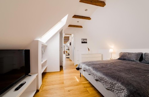 Vladeni Apartment | Un sejur de neuitat.