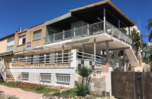 Aguilas Apartment | Una Humilde Locura